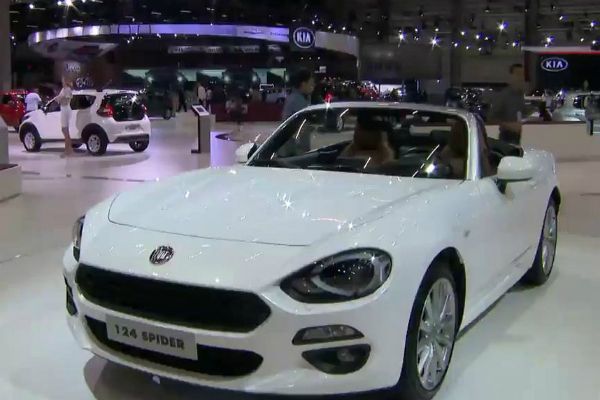 Salão do Automóvel vai começar em meio a cenário difícil para o setor Salão do Automóvel vai começar em meio a cenário difícil para o setor