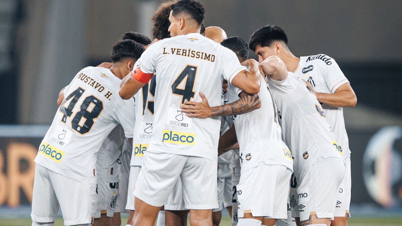 Imagem da notícia: Universidad Central x Santos: assista ao vivo no SBT Imagem da notícia: Universidad Central x Santos: assista ao vivo no SBT