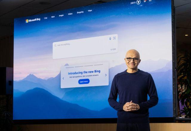 Satila Nadella apresetando o novo navegador integrado com inteligência artificial