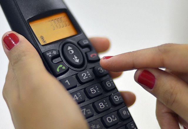 Segmentos que lideram o ranking de reclamações são empresas telecomunicações e instituições financeiras | Agência Brasil