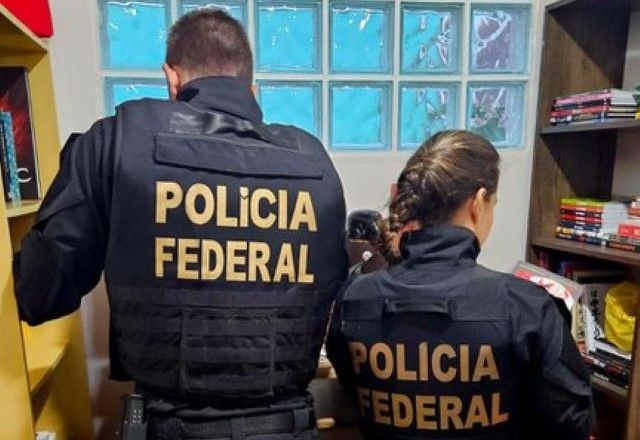 Segundo apurações iniciais, material impresso com discurso de ódio estaria sendo distribuído na cidade gaúcha | Divulgação/Polícia Federal