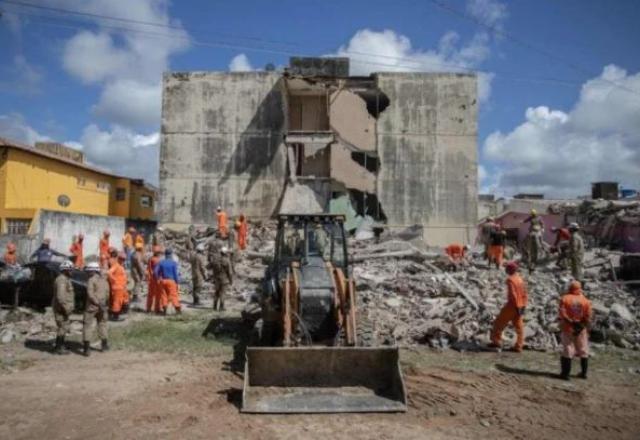 Segundo prefeitura, o Edifício Leme foi interditado no ano 2000 pela Defesa Civil após vistoria | Site Oficial Prefeitura de Olinda