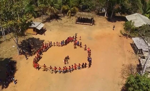 Comunidades quilombolas e indígenas têm mais jovens do que conjunto dos brasileiros Comunidades quilombolas e indígenas têm mais jovens do que conjunto dos brasileiros