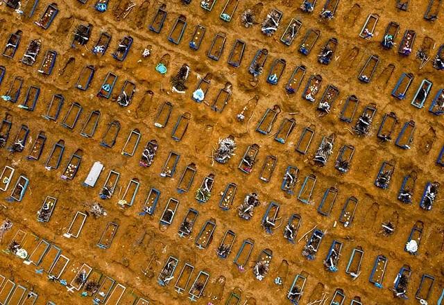 Covid-19: Brasil registra 929 novas mortes, maior número desde setembro