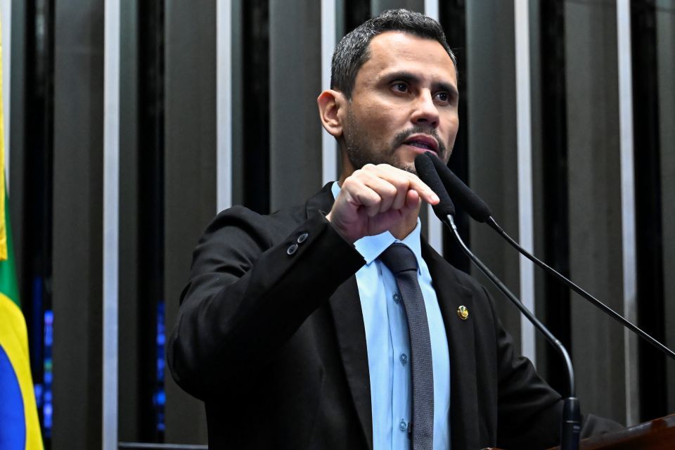 Republicanos faz reunião para analisar pré-candidatura de Cleitinho à Presidência, semana que vem