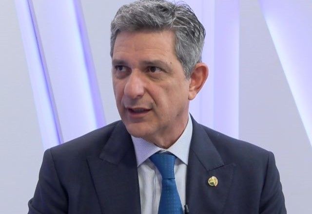 Senador Rogério Carvalho (PT-SE) dá entrevista ao programa Perspectivas, do SBT News | SBT