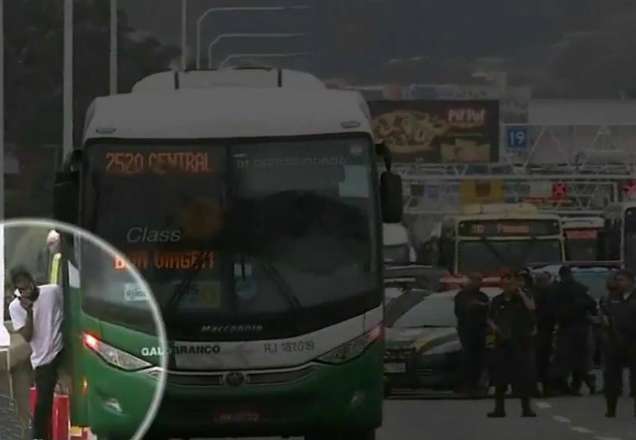 Sequestrador de ônibus no Rio disse que queria entrar para a história