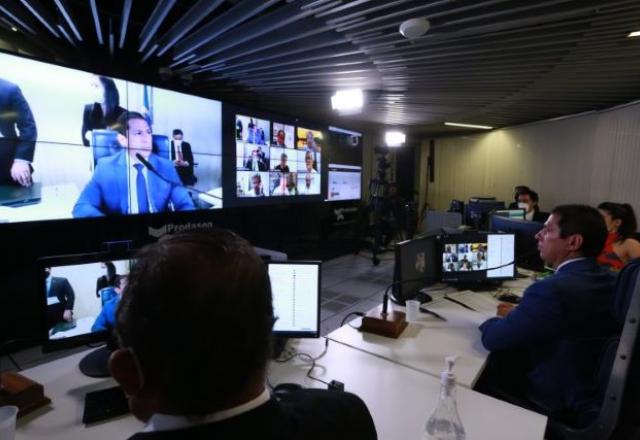 Congresso derruba vetos de Bolsonaro ao pacote anticrime