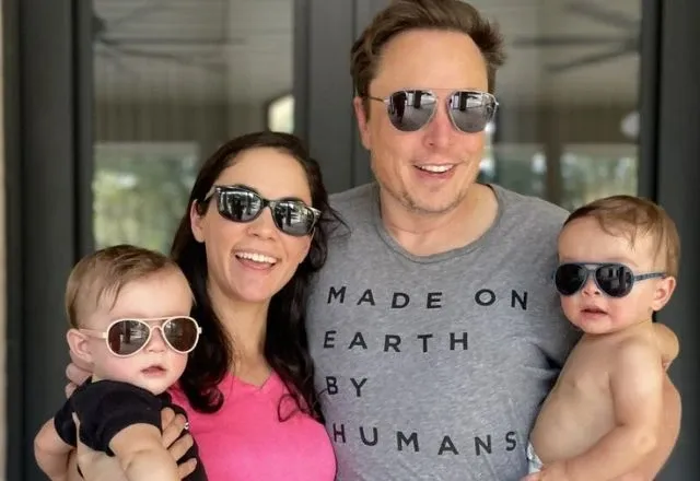 Shivon, Musk e os filhos gêmeos Sidrael e Azure | Reprodução/X/@shivon