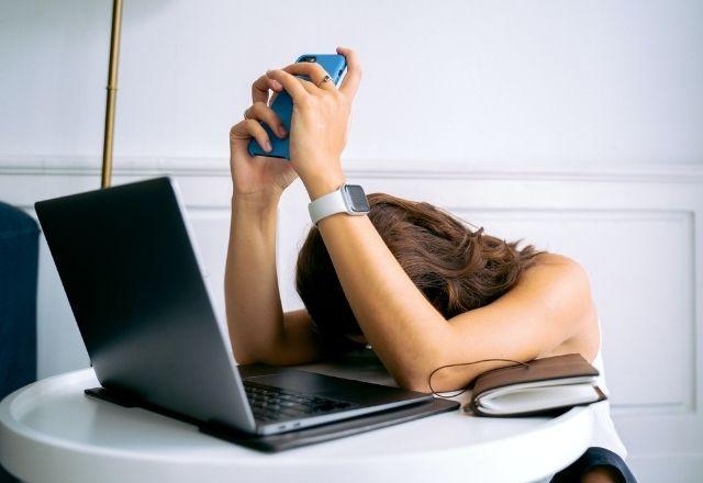 Síndrome do Burnout é descrita como estresse crônico de trabalho que não foi administrado com sucesso' | Pexels