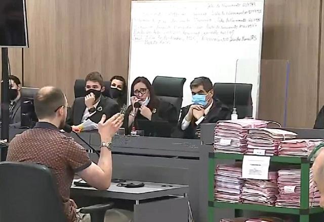 Sobrevivente depõe a júri no 5º dia de julgamento do caso da Boate Kiss