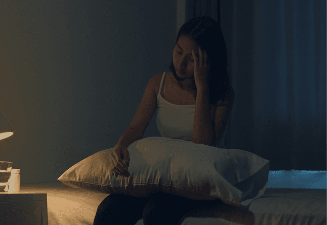 Dormir mal pode estar sabotando seu emagrecimento | Freepik