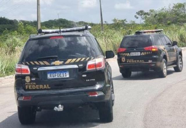 Suspeitos de intermediar compra de ouro Yanomami são alvos da PF Suspeitos de intermediar compra de ouro Yanomami são alvos da PF