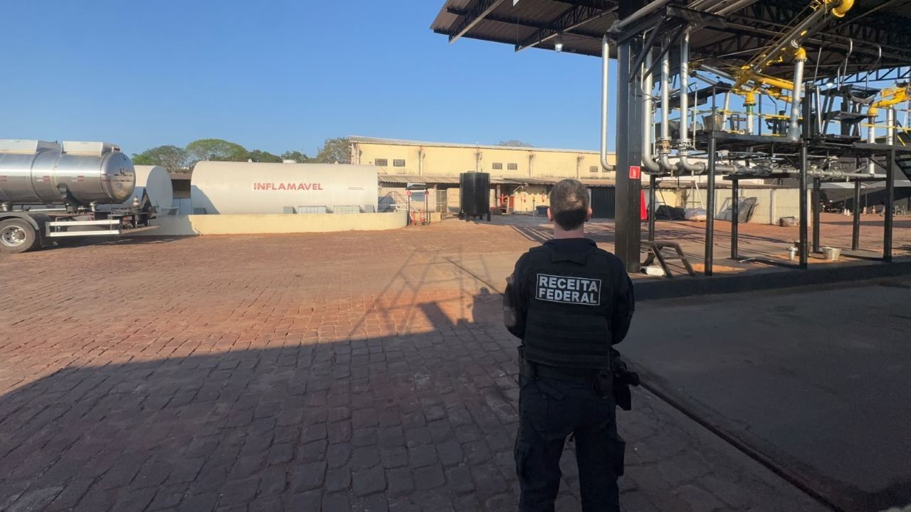 Suspeitos simularam a compra de uma usina sucroalcooleira para dissimular a compra de uma grande distribuidora de combustíveis | Divulgação/Receita