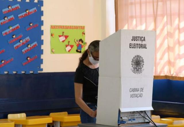 TSE disponibiliza cola para eleitor usar no dia das eleições