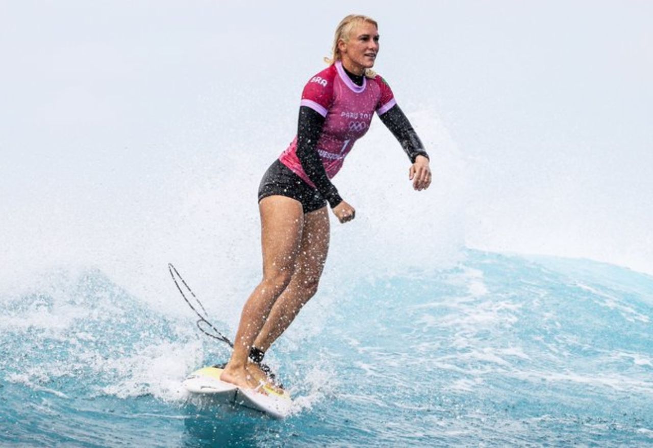 Tati Weston-Webb perde na final e garante a medalha de prata para o Brasil no surfe feminino. Foto: Time Brasil
