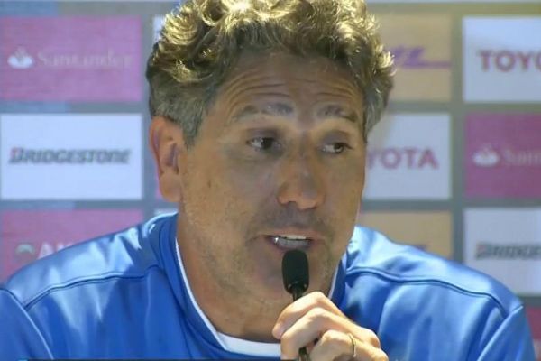 Técnico do Grêmio admite que mandou espionar adversário argentino Técnico do Grêmio admite que mandou espionar adversário argentino