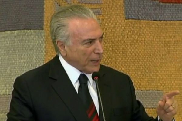Temer condena ´terrorismo inadequado´ sobre reforma da Previdência
