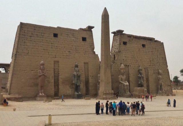 Templo de Luxor é obra de dois faraós: Amenófis III e Ramsés II