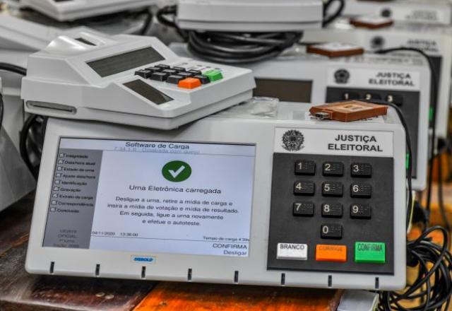 Testes das urnas agora se iniciam um ano antes das eleições para ampliar transparência