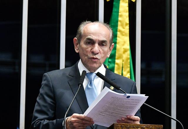 Texto da PEC da Transição pode ficar pronto hoje, diz relator