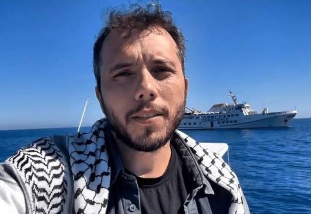 Thiago Ávila estava em barco que tentou levar ajuda humanitária a palestinos na Faixa de Gaza | Reprodução/Redes sociais