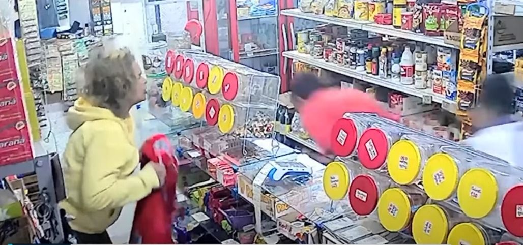 Tiroteio entre policiais e traficantes no RJ deixa dois mortos e dois feridos