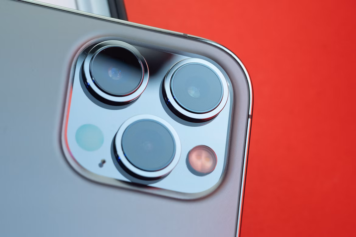 Todas as câmeras de celulares que e equipamentos fotográficos no país terão que emitir um som similar ao equipamento analógico | Unsplash