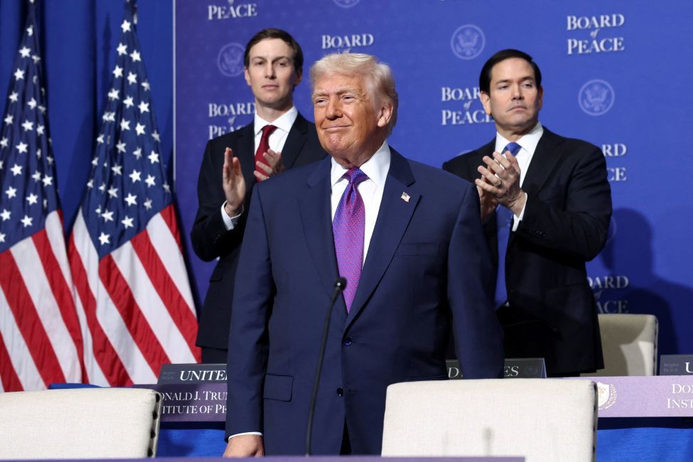 Trump realiza primeira reunião do Conselho da Paz em Washington | 19/02/2026/Reuters/Kevin Lamarque