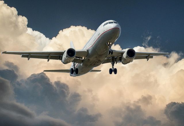 Lula sanciona lei que permite uso do fundo de aviação para desenvolver combustíveis renováveis