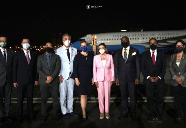 Pelosi fez um pronunciamento no escritório presidencial em Taipé, capital da ilha | Reprodução/Twitter