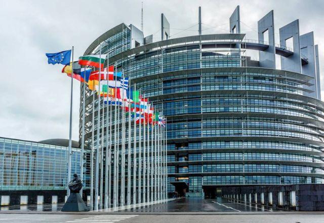 Texto pede que Parlamento Europeu aja em defesa da democracia brasileira e dos direitos humanos | Reprodução/Twitter