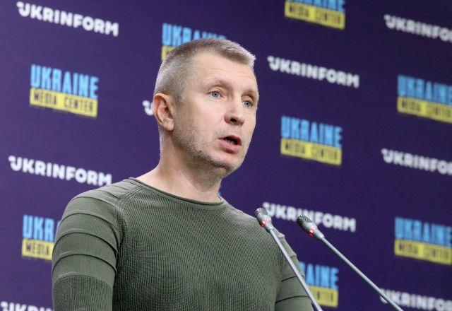 Ação é liderada pelo comissário do Departamento de Pessoas Desaparecidas, Oleg Kotenko | Reprodução/Twitter CenterUkraine