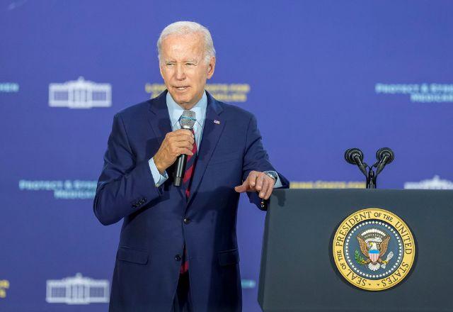 Estou cansado desses tiroteios. Deveríamos ter leis de armas muito mais rigorosas, disse Biden | Reprodução/Twitter POTUS