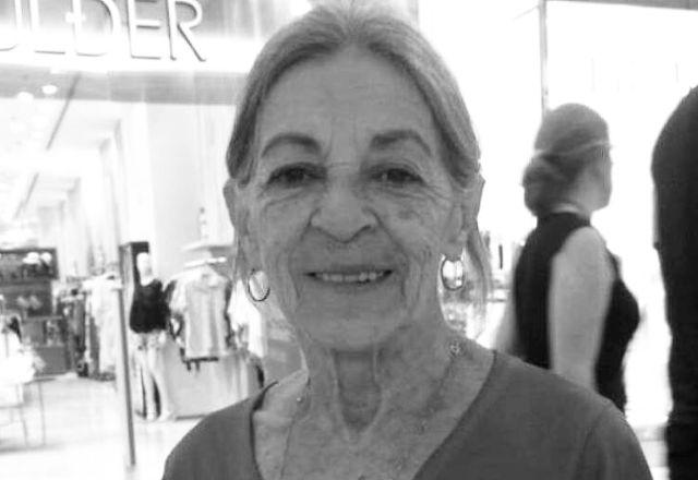 Apaixonada por lecionar, Elisabeth já estava aposentada, mas continuava ministrando aulas de ciências | Reprodução/Twitter