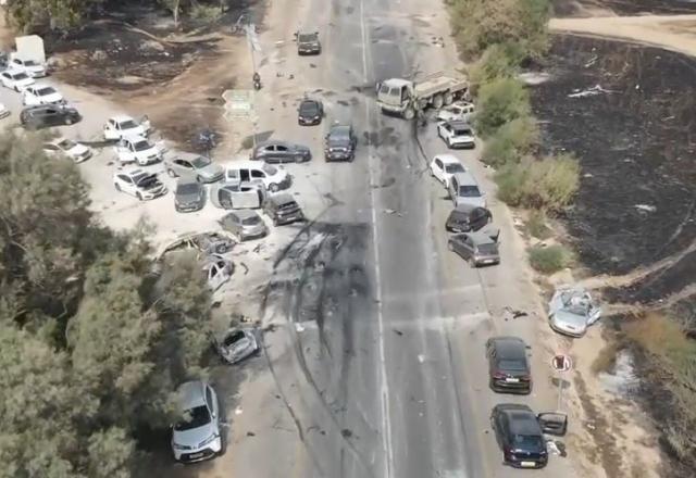 Veja como ficou local de rave atacada pelo Hamas em Israel (Reprodução/Twitter)
