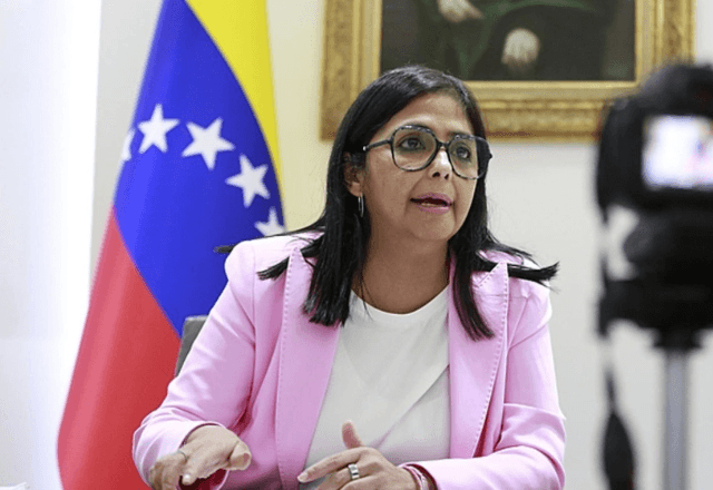 Suprema Corte venezuelana determina que Delcy Rodríguez assuma presidência de forma interina