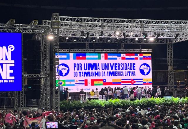 UNE