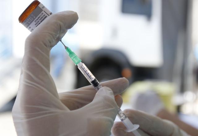 Governo da Itália vai aplicar uma dose de vacina contra Covid-19 Governo da Itália vai aplicar uma dose de vacina contra Covid-19