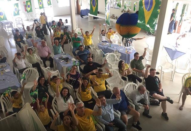 Copa do Mundo: produtos do "kit torcedor" ficaram até 100% mais caros, diz XP Copa do Mundo: produtos do "kit torcedor" ficaram até 100% mais caros, diz XP