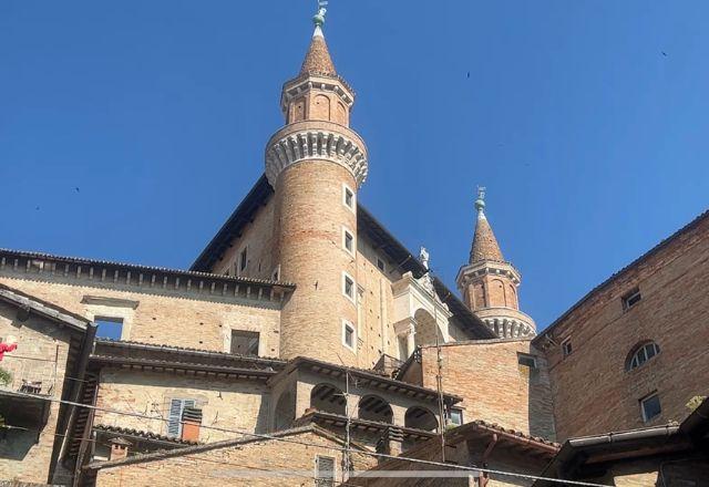 Urbino foi um dos pólos de efervescência cultural do Renascimento
