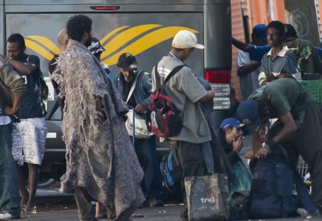 Usuários flagrados pela região da cracolândia