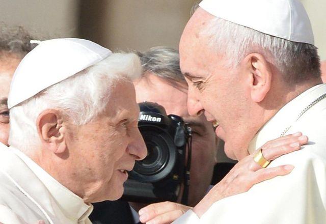 Bento XVI morreu aos 95 anos, quase uma década depois de renunciar ao comando da Igreja Católica para a troca de papas | Reprodução/Vatican News