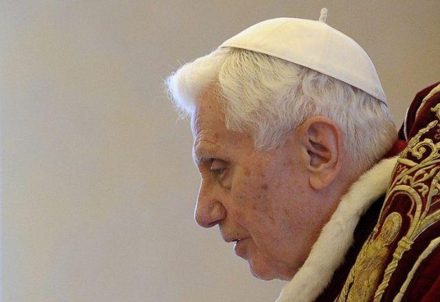 Bento XVI morreu aos 95 anos, quase uma década depois de renunciar ao comando da Igreja Católica para a troca de papas | Reprodução/Vaticano