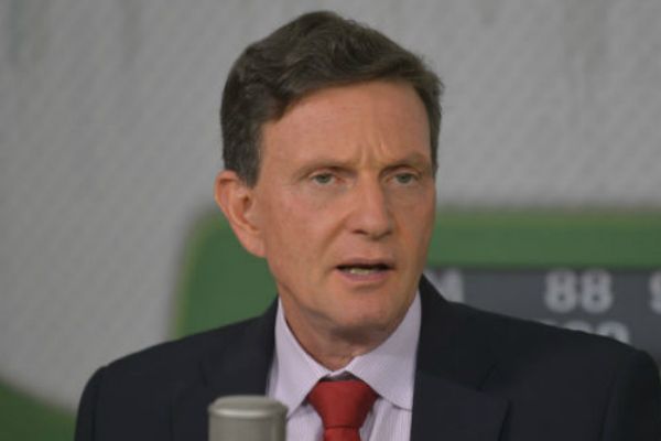 Vereadores devem votar pedido de impeachment de Marcelo Crivella