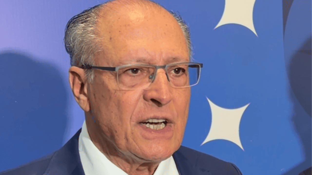 Alckmin culpa "maus brasileiros" por tarifaço dos EUA