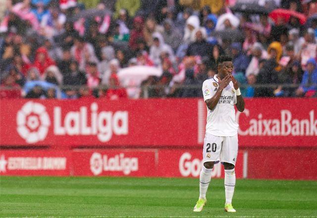 Vini Jr em jogo do Real Madrid. Jogador foi alvo de ataques racistas na Espanha