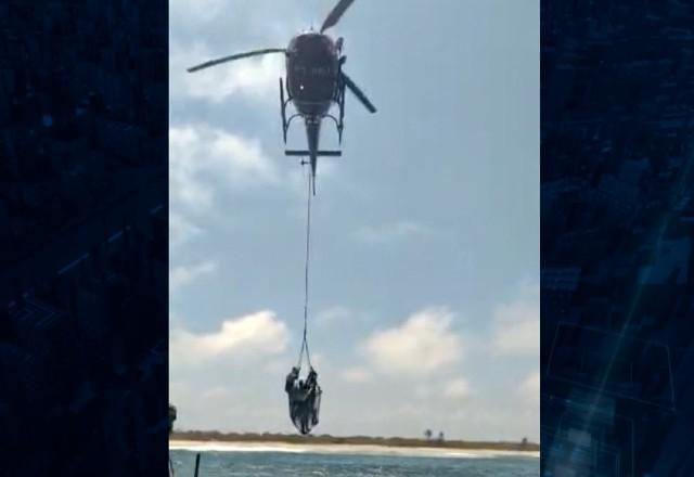 Vítimas de naufrágio são resgatadas no Rio de Janeiro
