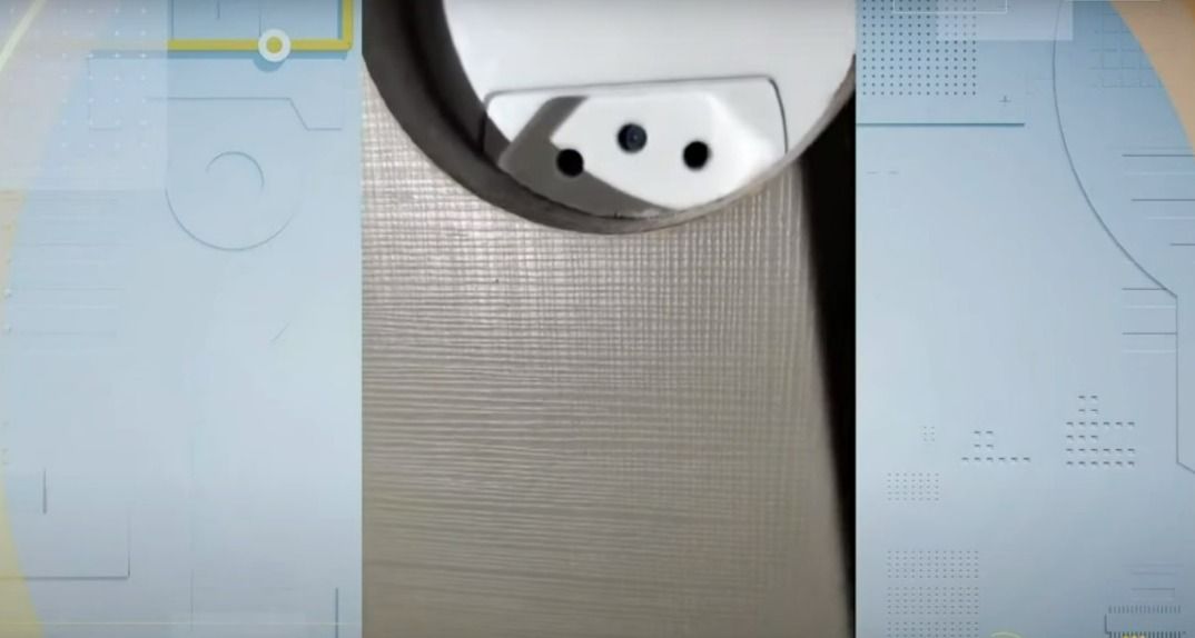 Casal encontra câmera escondida em quarto de resort