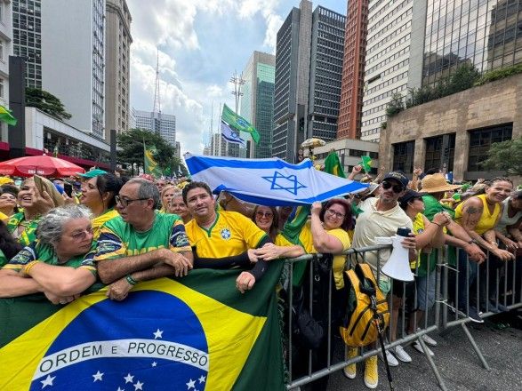 Ato pró-Bolsonaro na Avenida Paulista, em São Paulo, em 25 de fevereiro. Foto: Gudryan Neufert